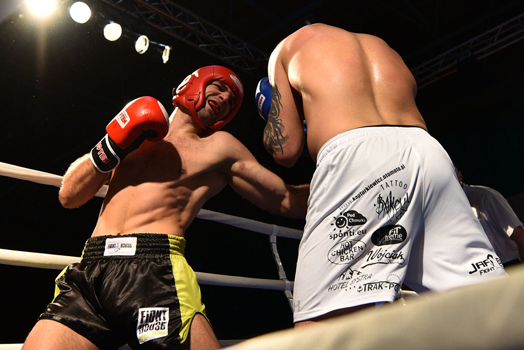 Eliasz Jankowski został mistrzem Polski w low-kick        
