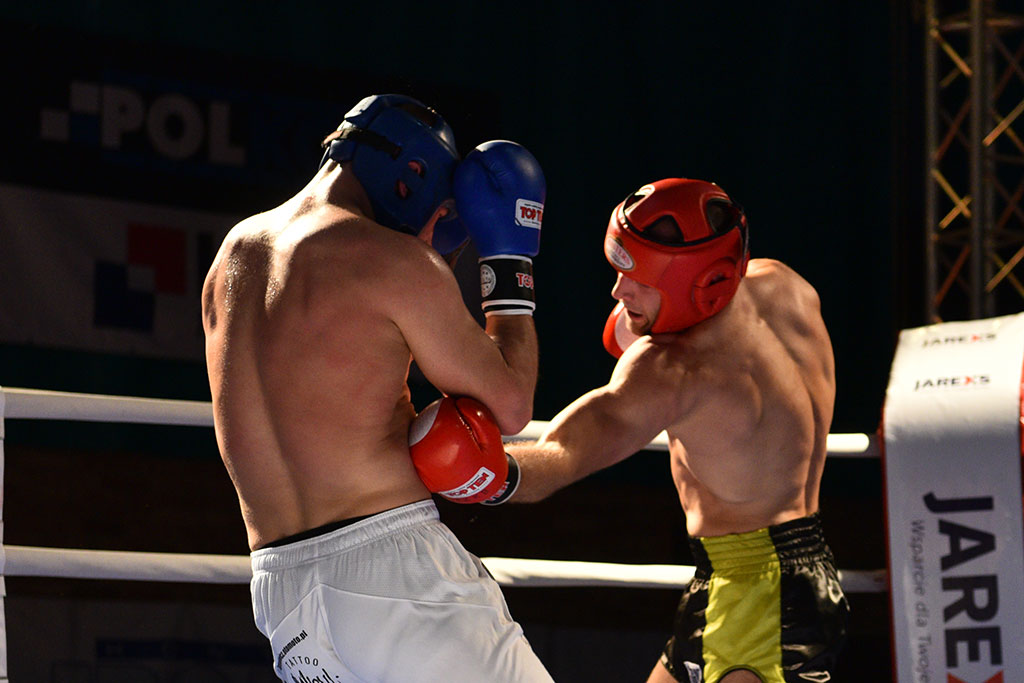 Eliasz Jankowski został mistrzem Polski w low-kick        
