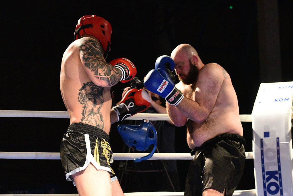 Eliasz Jankowski został mistrzem Polski w low-kick        
