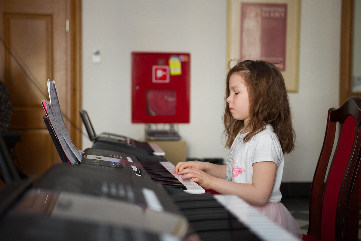 YAMAHA Szkoła Muzyczna klasa keyboardu oraz pianina