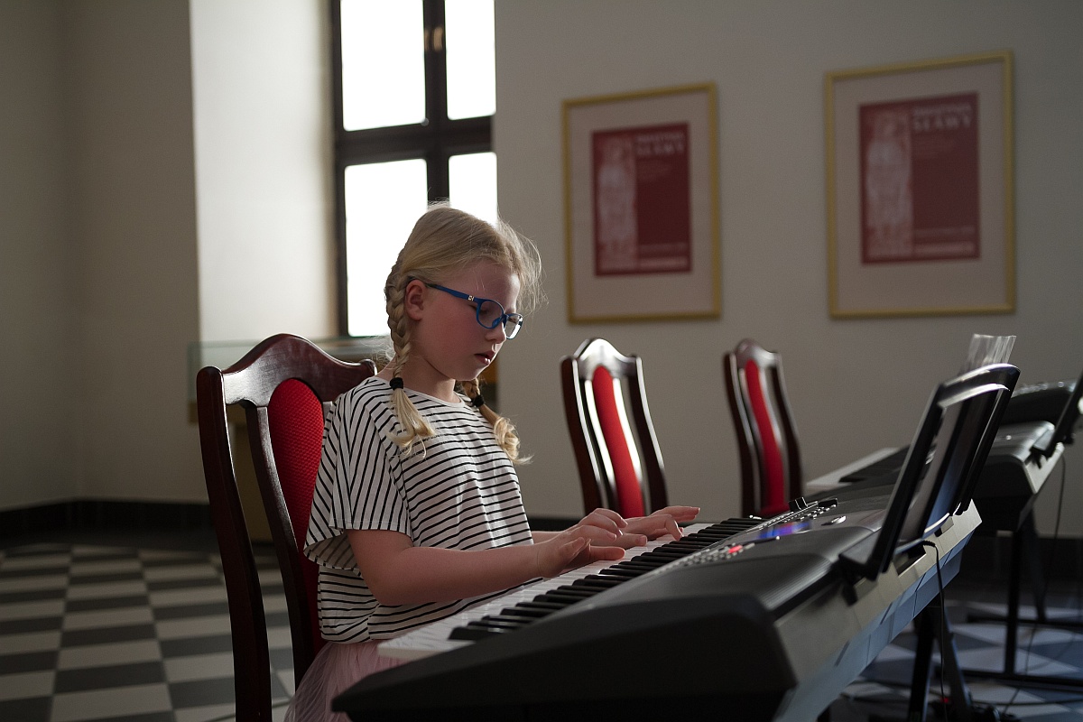 YAMAHA Szkoła Muzyczna klasa keyboardu oraz pianina
