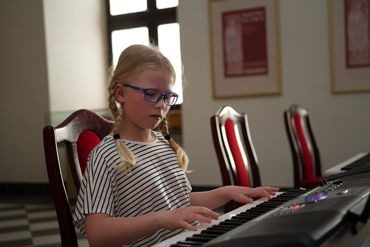 YAMAHA Szkoła Muzyczna klasa keyboardu oraz pianina