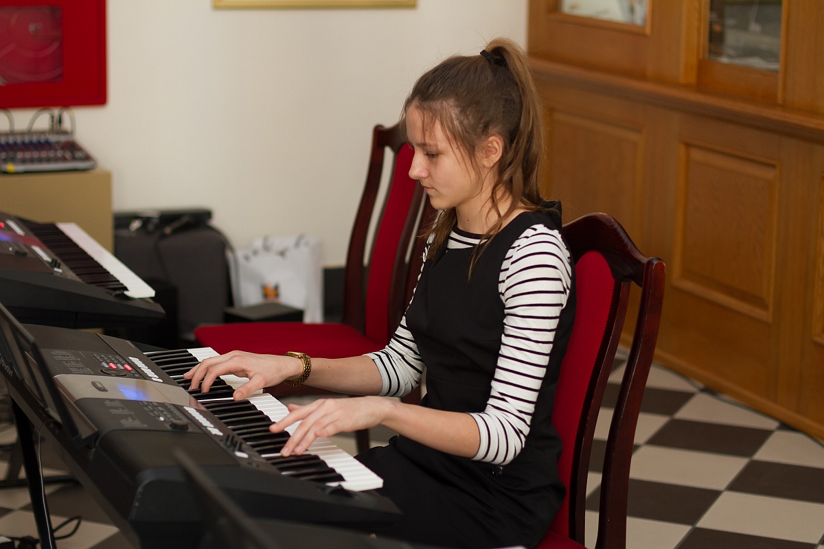 YAMAHA Szkoła Muzyczna klasa keyboardu oraz pianina