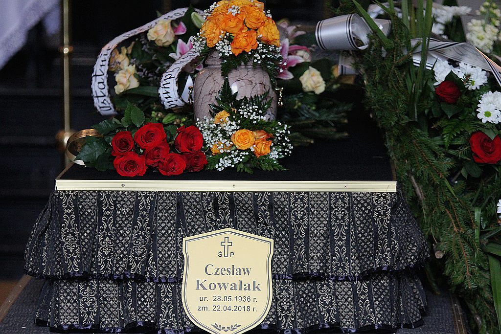 Na legnickim cmentarzu pożegnaliśmy Czesława Kowalaka