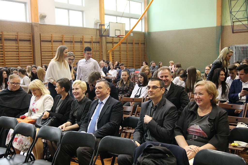 Zakończenie roku szkolnego klas trzecich w VLO w Legnicy