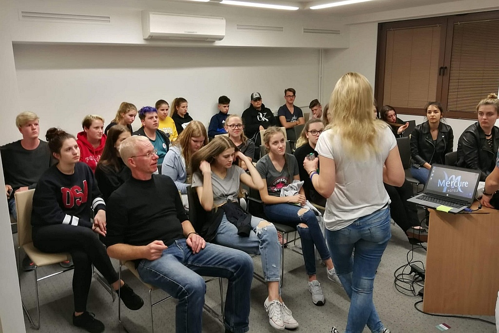 Uczniowie V LO wyjechali na wycieczkę „Śladami Jana Heweliusza”