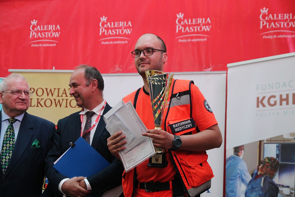 Drużyna z Legnicy najlepsza wśród ratowników medycznych