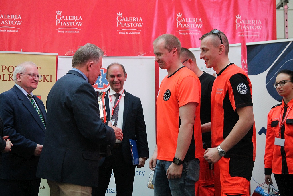 Drużyna z Legnicy najlepsza wśród ratowników medycznych