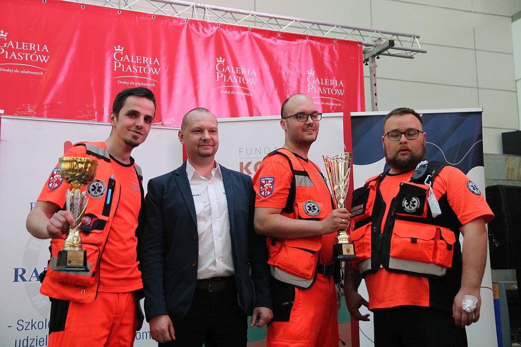 Drużyna z Legnicy najlepsza wśród ratowników medycznych