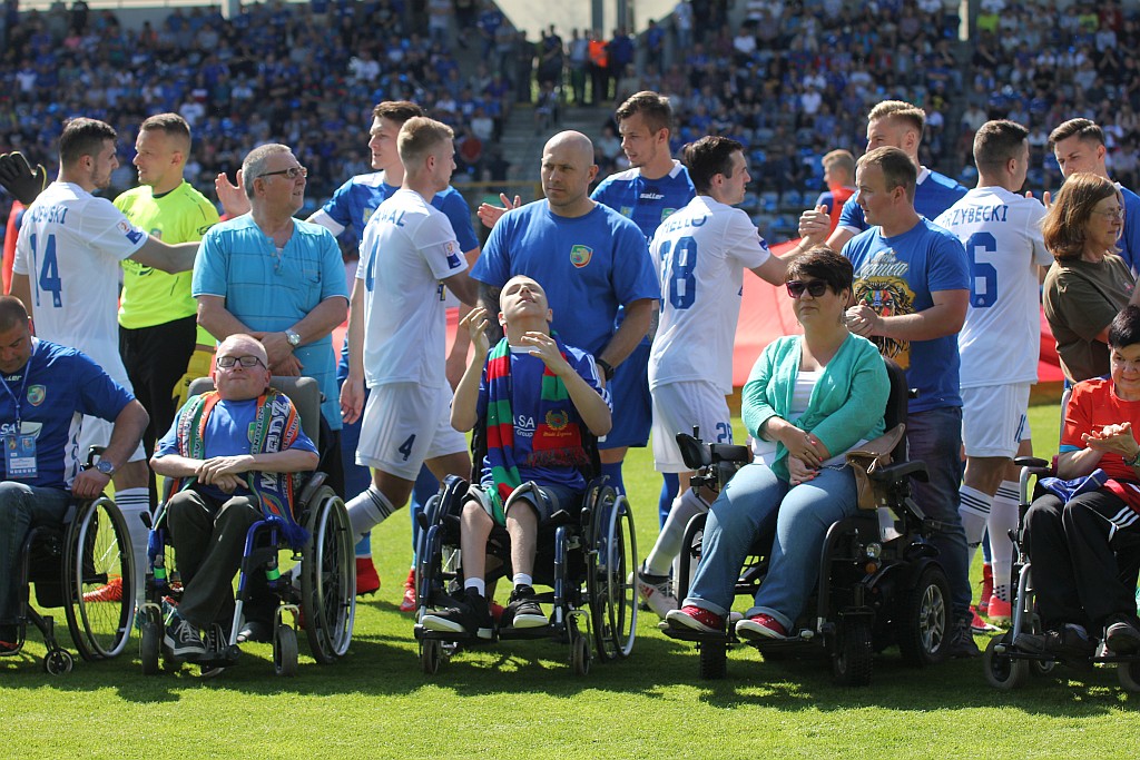 Miedź Legnica zdemolowała Ruch Chorzów i jest bliżej ekstraklasy