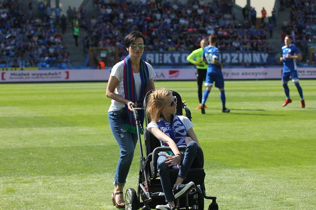 Miedź Legnica zdemolowała Ruch Chorzów i jest bliżej ekstraklasy