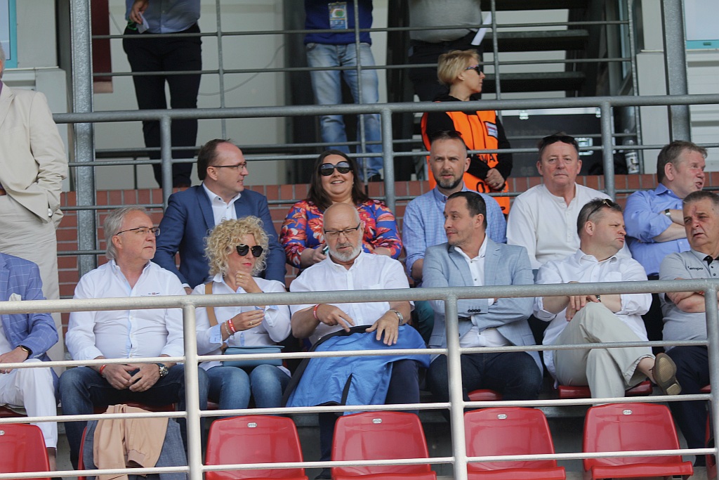 Miedź Legnica zdemolowała Ruch Chorzów i jest bliżej ekstraklasy