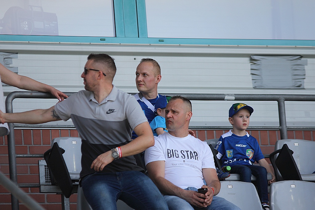 Miedź Legnica zdemolowała Ruch Chorzów i jest bliżej ekstraklasy