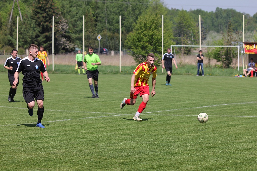Iskra Kochlice przegrała z Konfeksem Legnica 2:3