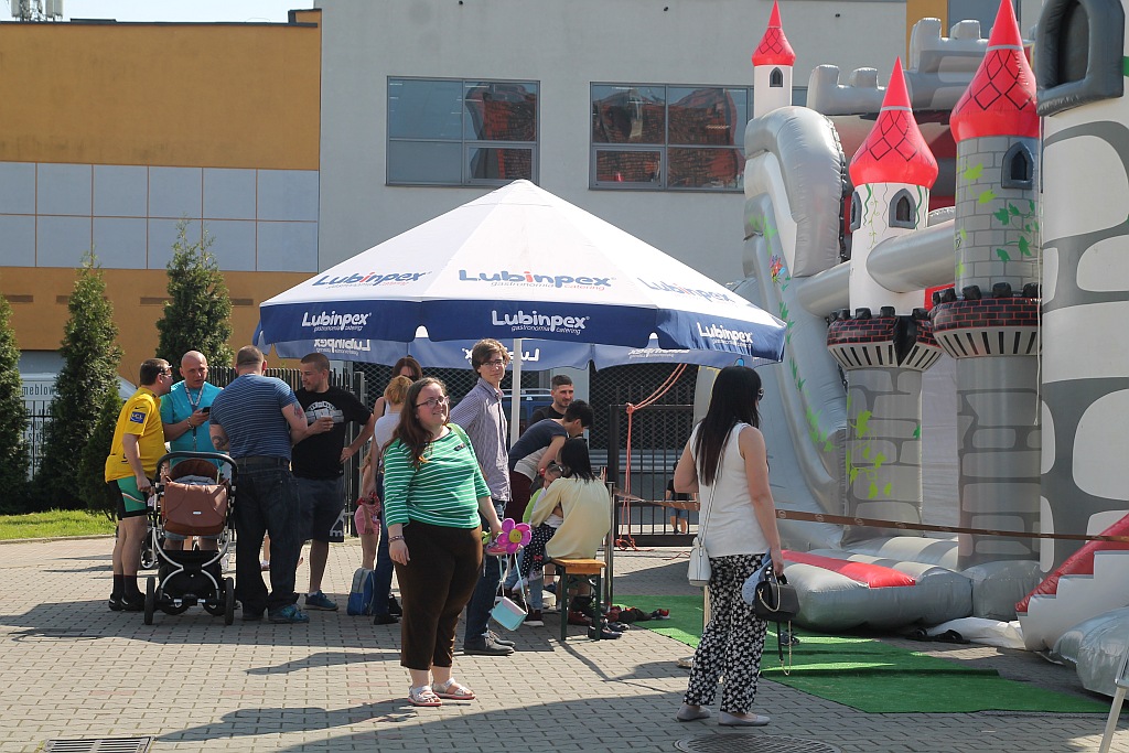 Smaczne, rodzinne otwarcie sezonu grillowego w Oberży