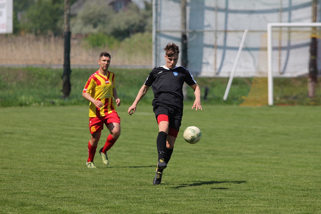 Iskra Kochlice przegrała z Konfeksem Legnica 2:3