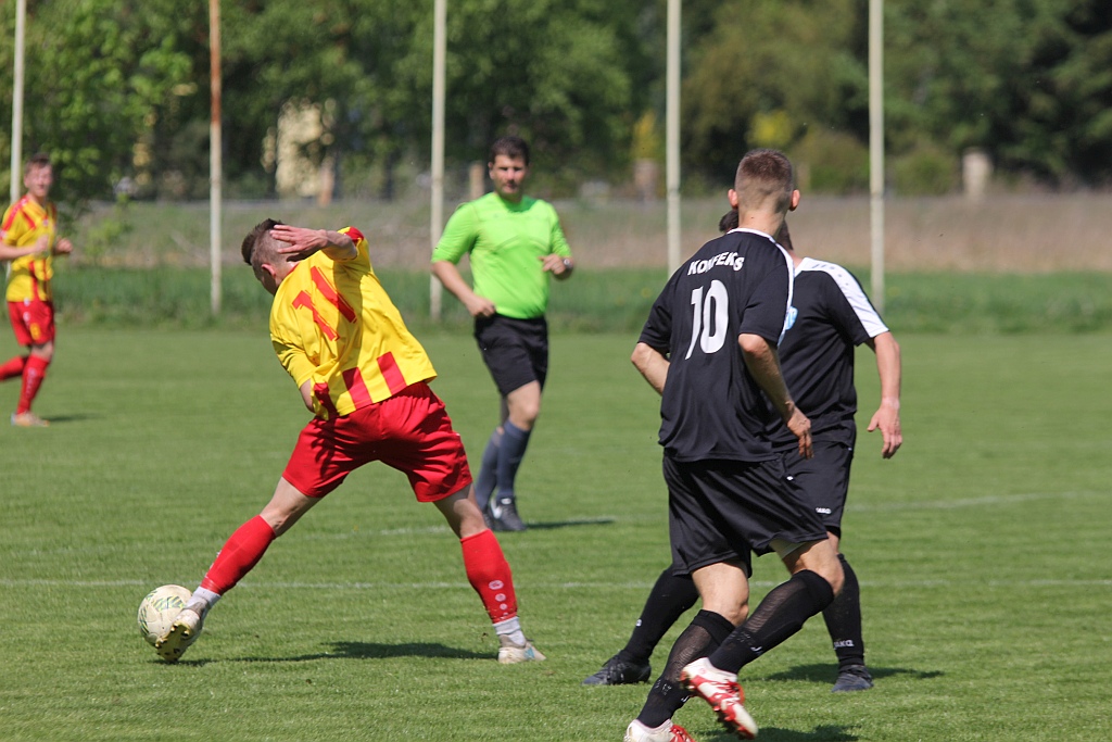 Iskra Kochlice przegrała z Konfeksem Legnica 2:3
