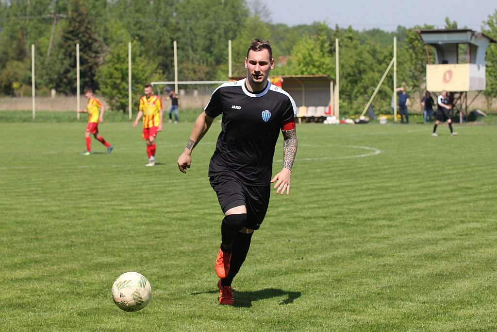 Iskra Kochlice przegrała z Konfeksem Legnica 2:3