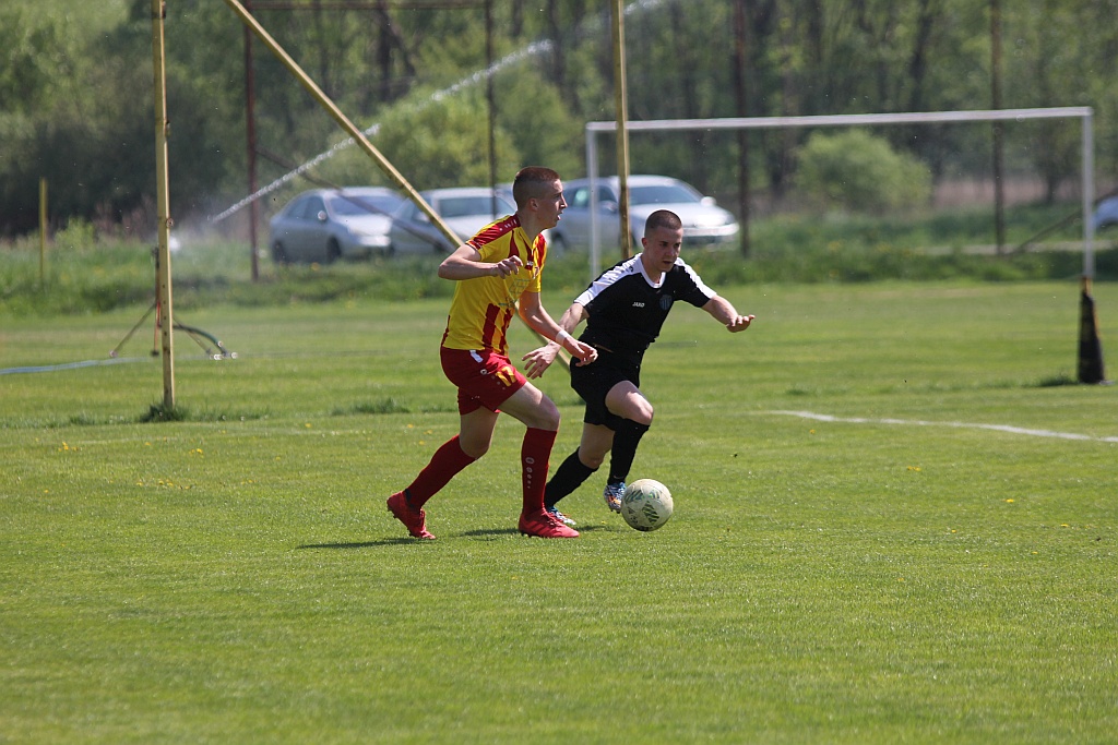 Iskra Kochlice przegrała z Konfeksem Legnica 2:3