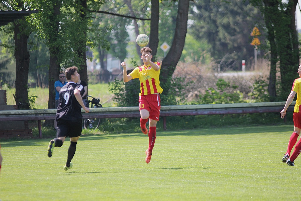 Iskra Kochlice przegrała z Konfeksem Legnica 2:3