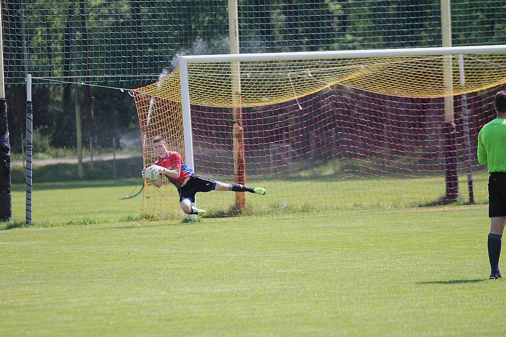 Iskra Kochlice przegrała z Konfeksem Legnica 2:3