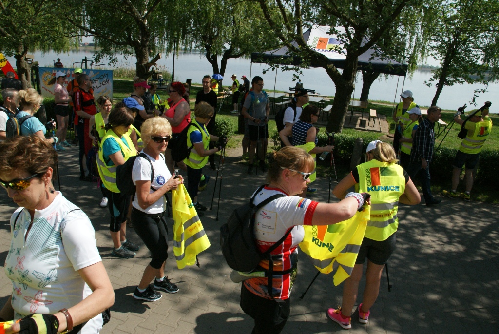Po raz drugi odbył się Rajd Dwóch Jezior – Nordic Walking