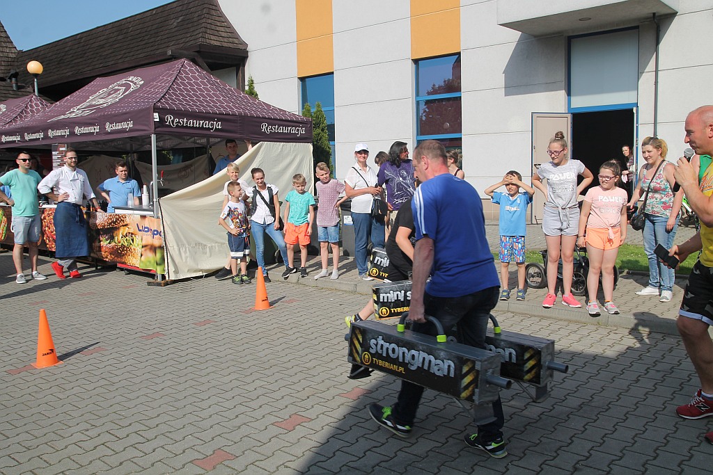 Smaczne, rodzinne otwarcie sezonu grillowego w Oberży