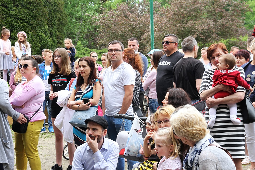 Tysiące legniczan na majówce w Parku Miejskim