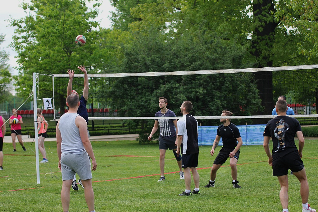 Kilkanaście drużyn wystartowało w Pikniku Siatkarskim