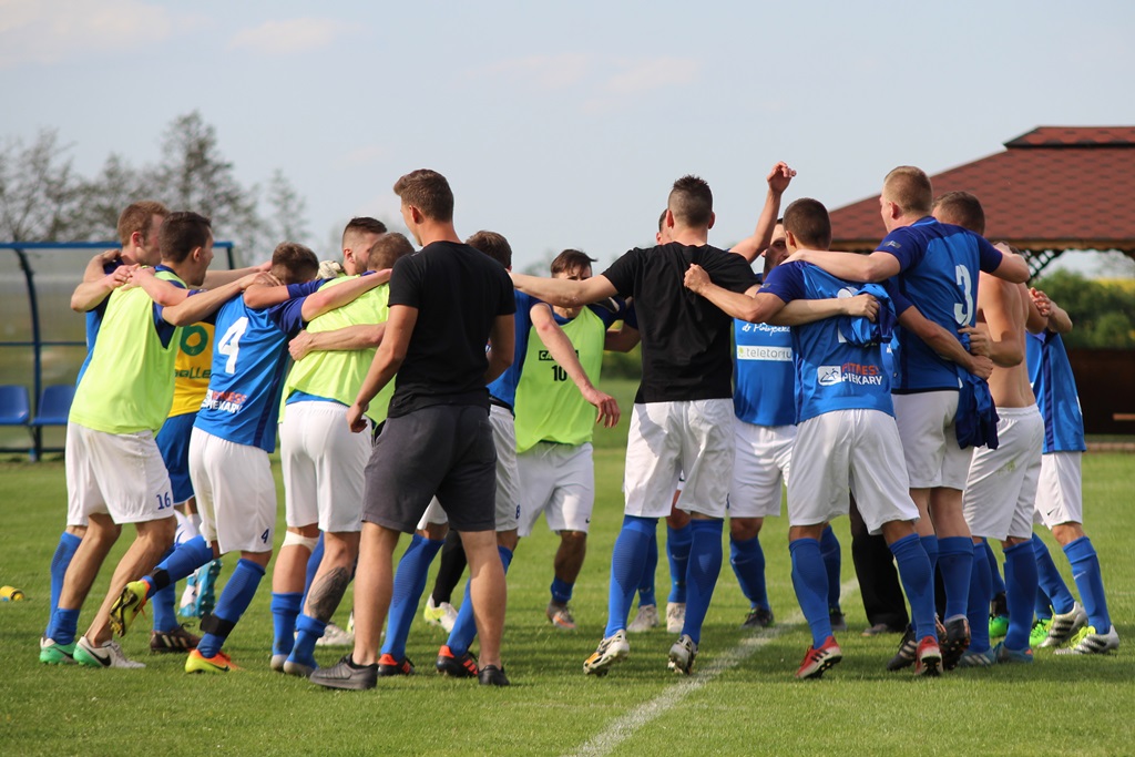 Lider pokonany w szlagierze! Mewa triumfowała w Kłębanowicach