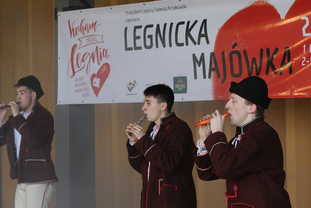 Tysiące legniczan na majówce w Parku Miejskim