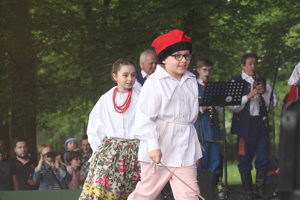 Tysiące legniczan na majówce w Parku Miejskim