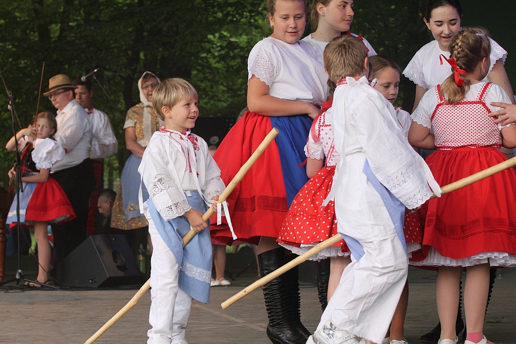 Tysiące legniczan na majówce w Parku Miejskim