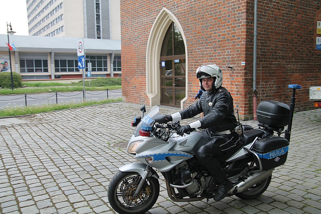 Ponad 150 rowerzystów wyjechało na rajd z Legnicy do Bieniowic