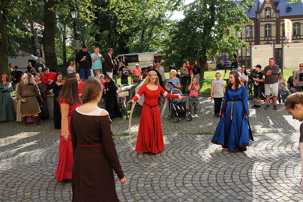 Rozpoczął się piknik Historyczny w Legnickim Polu