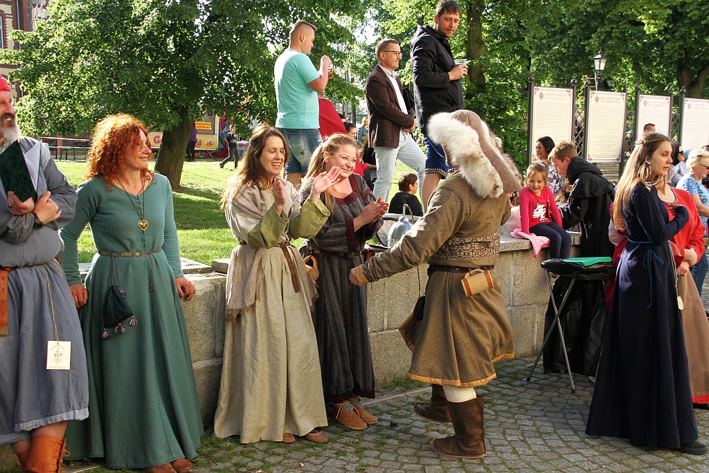 Rozpoczął się piknik Historyczny w Legnickim Polu