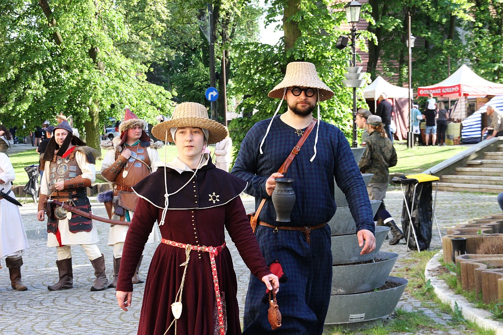 Rozpoczął się piknik Historyczny w Legnickim Polu