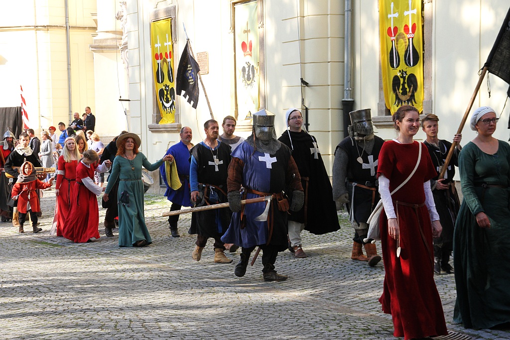 Rozpoczął się piknik Historyczny w Legnickim Polu
