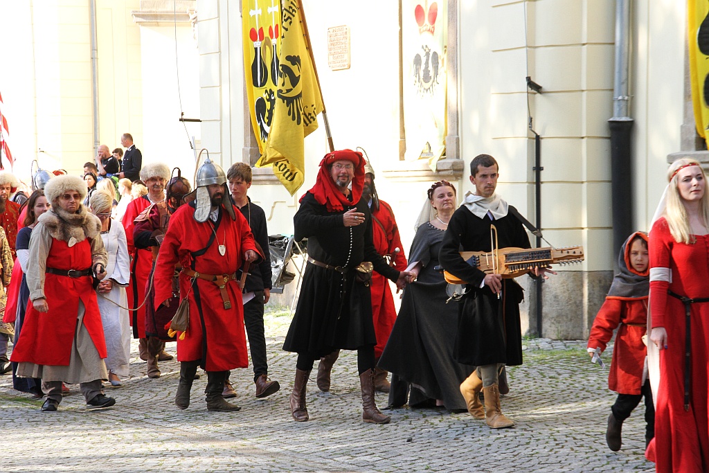Rozpoczął się piknik Historyczny w Legnickim Polu