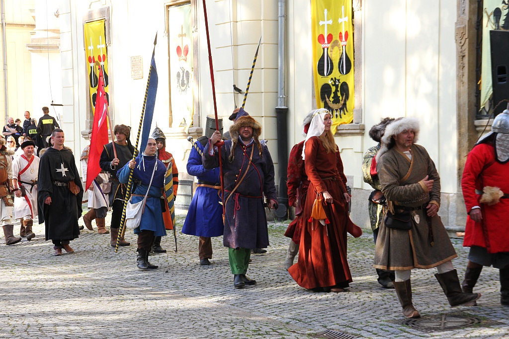 Rozpoczął się piknik Historyczny w Legnickim Polu