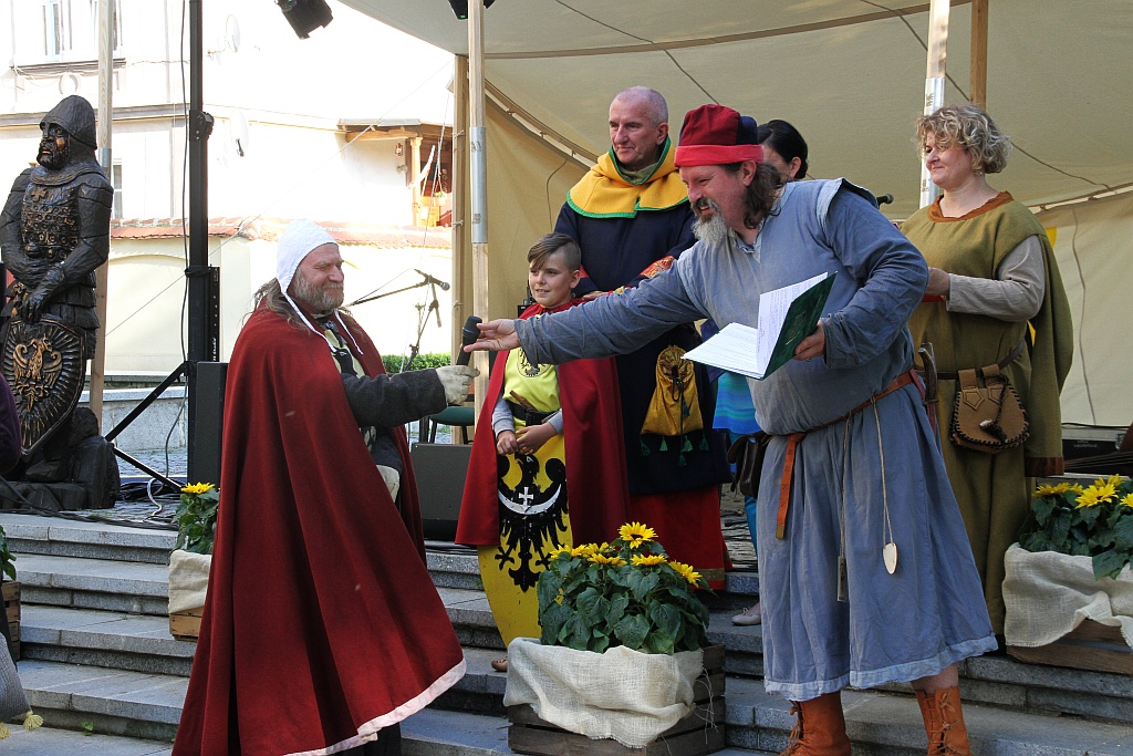 Rozpoczął się piknik Historyczny w Legnickim Polu