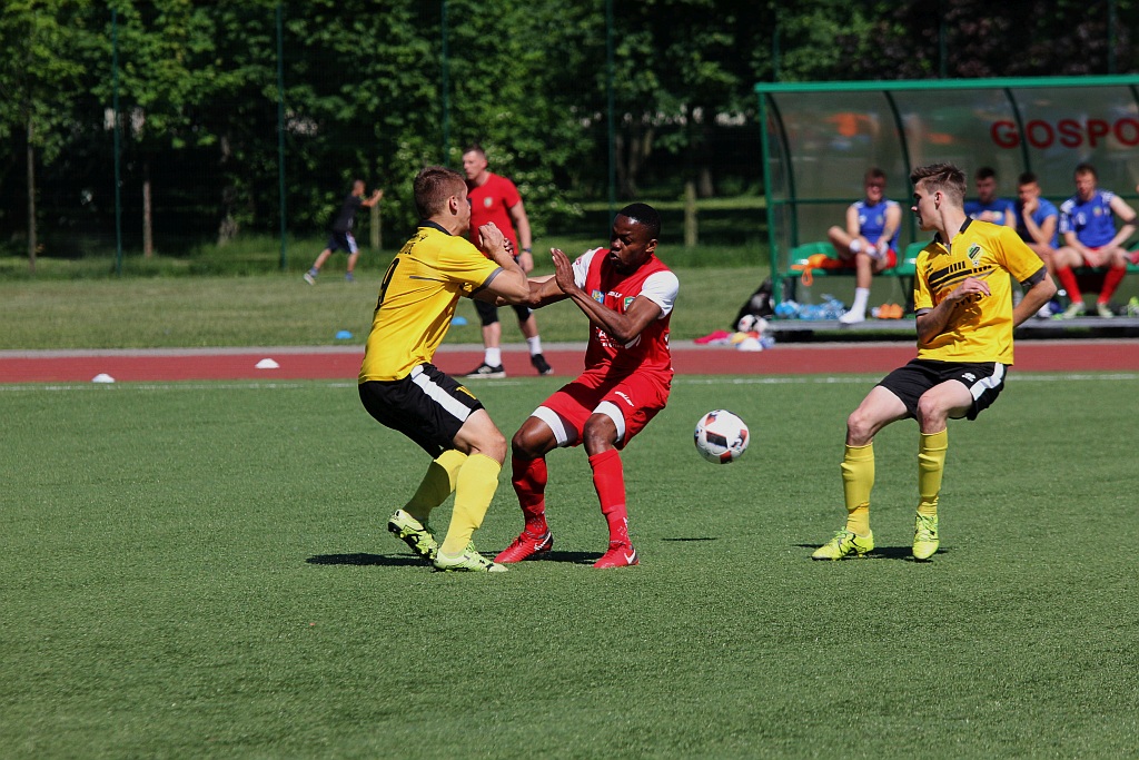 Pojasek uratował punkt rezerwom Miedzi w meczu z Pniówkiem