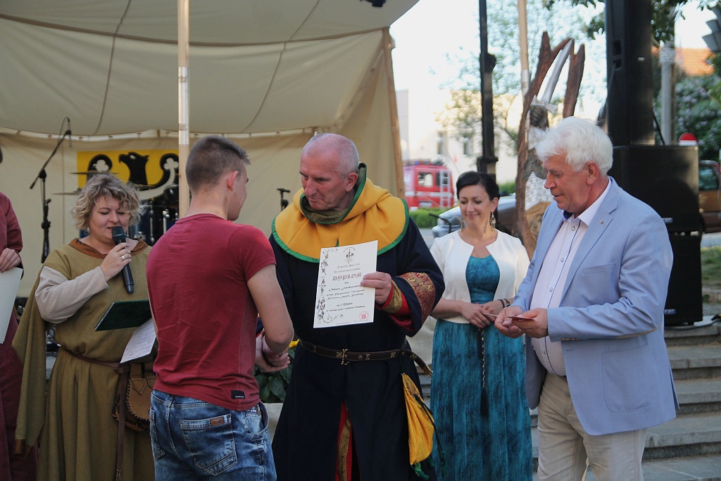 Pokazy w trakcie pikniku historycznego w Legnickim Polu