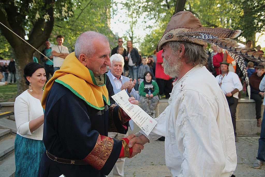 Pokazy w trakcie pikniku historycznego w Legnickim Polu