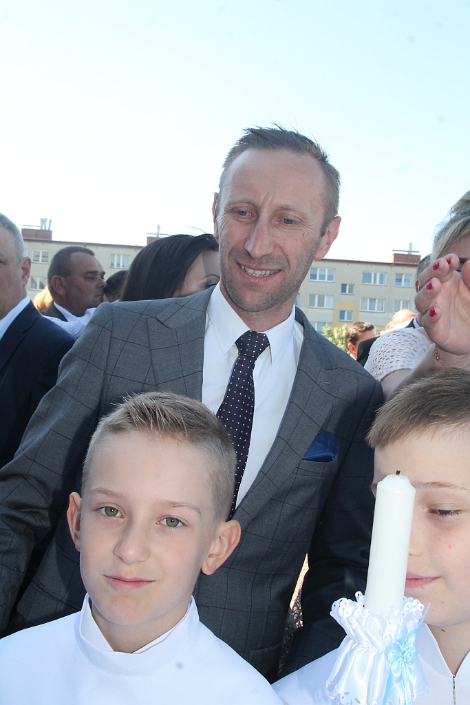 I Komunia święta w kościele Matki Bozej Królowej Polski
