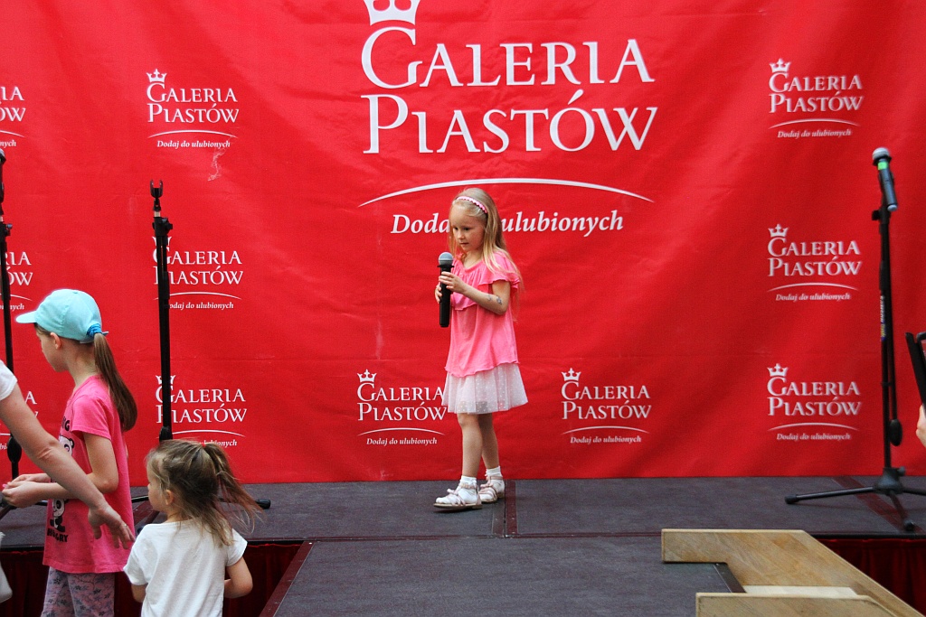 Pełna atrakcji i wesołej zabawy dla dzieci niedziela w galerii