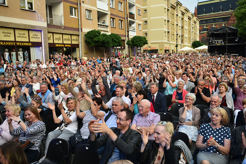 W legnickim rynku odbył się koncert z okazji Dnia Hutnika