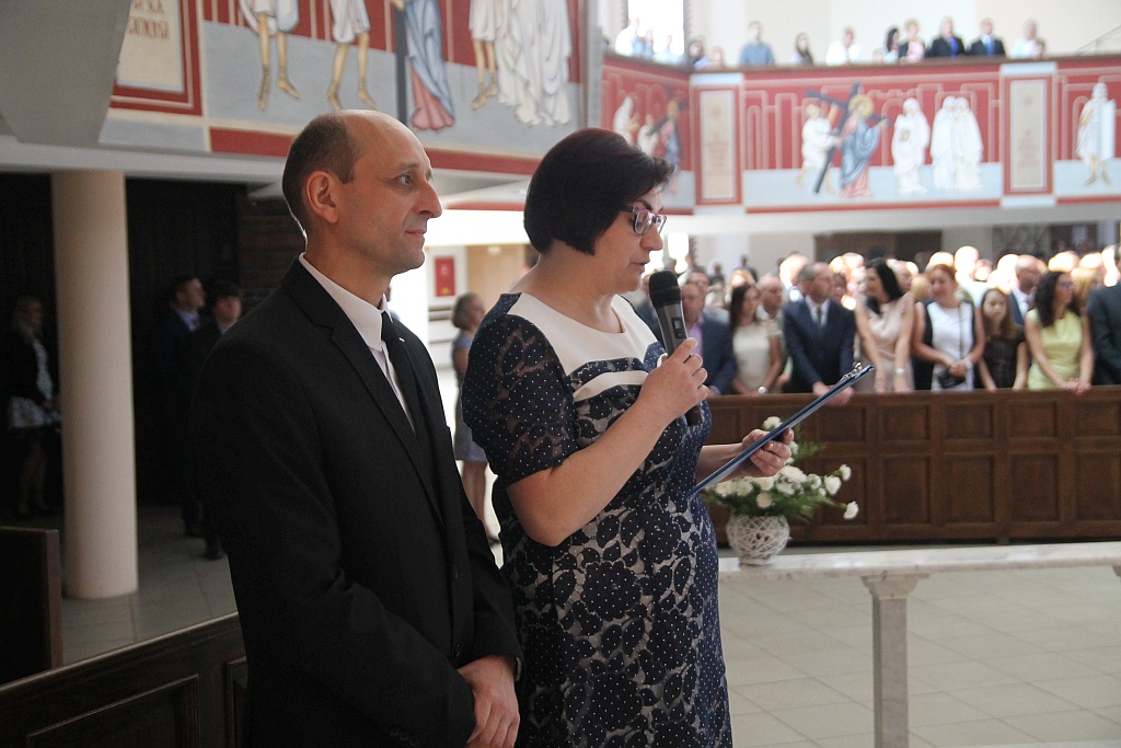 I Komunia święta w kościele Matki Bozej Królowej Polski