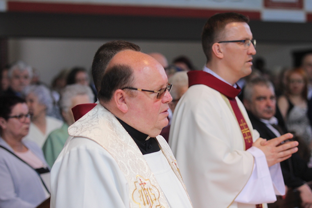 I Komunia święta w kościele Matki Bozej Królowej Polski