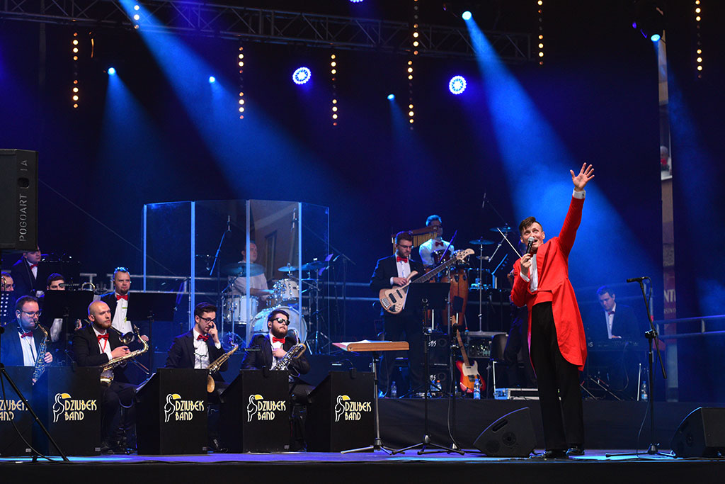 W legnickim rynku odbył się koncert z okazji Dnia Hutnika